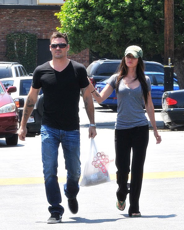 kim kardashian married: megan fox Personal life