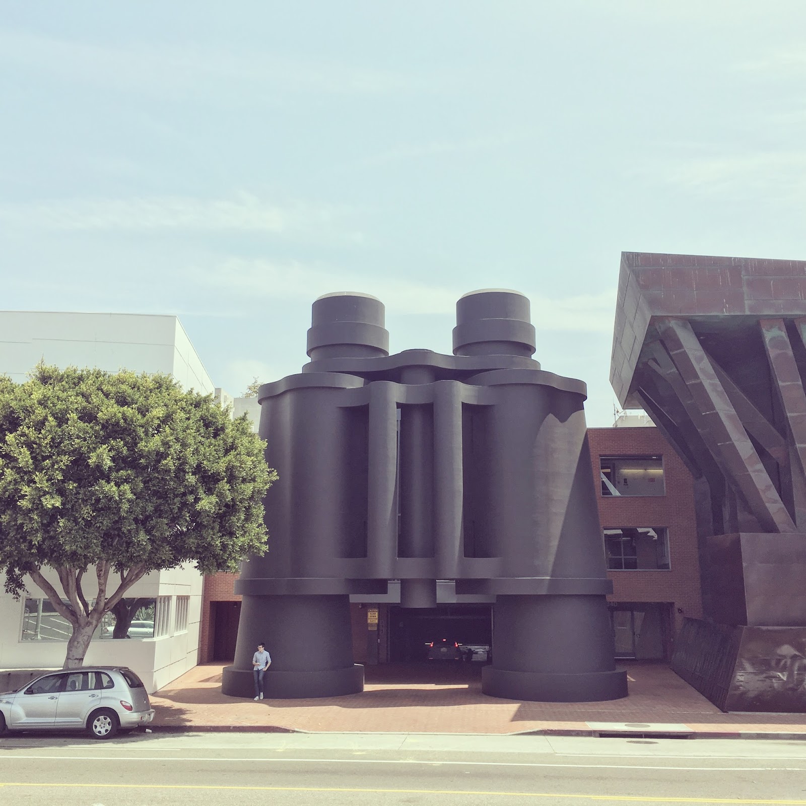 ANDREW MACPHERSON LOS ANGELES