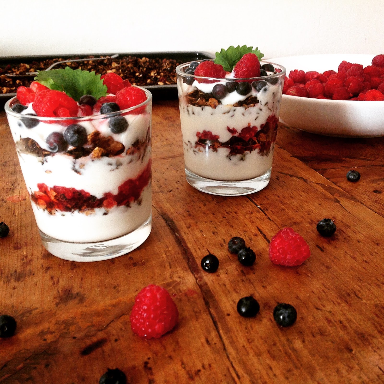 BFF Homemade double chocolate müsli s brusinkami a mořskou solí