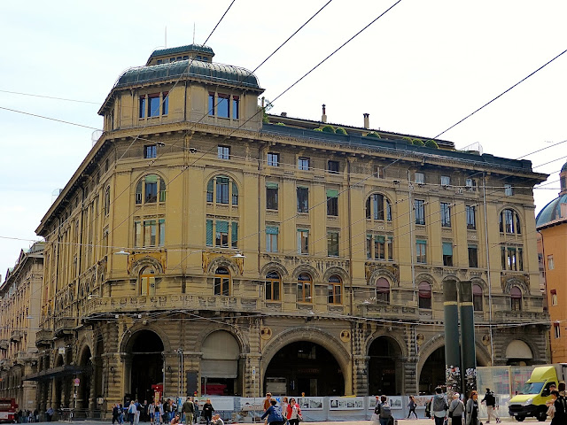 Bologna-Palazzo Ronzani