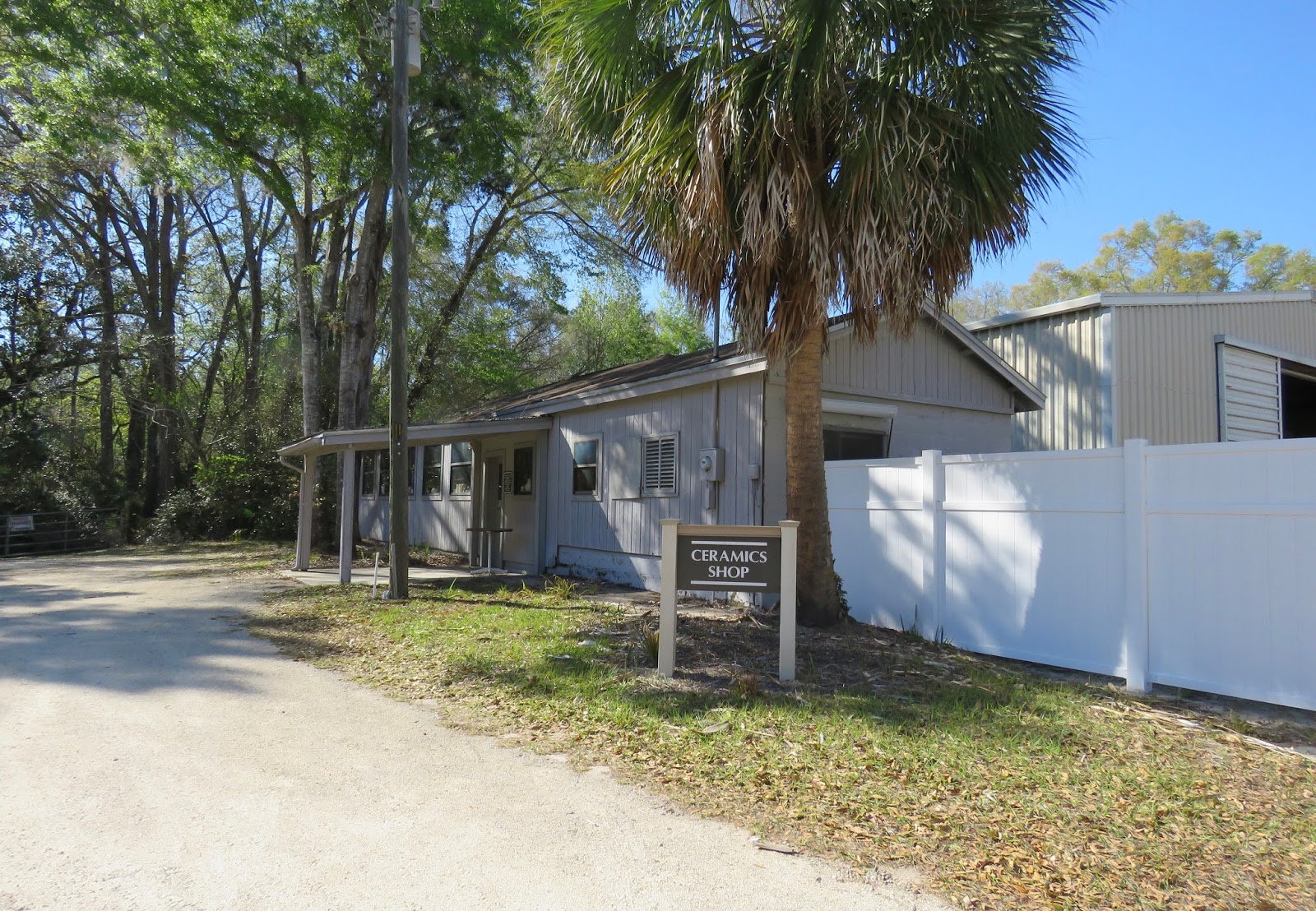 Where's Liz? 2017 Dowling Park, FL...where I'll retire after RVing