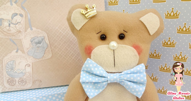 urso ursinho príncipe de feltro com gravata de tecido coroa de príncipe decoração chá de bebê batizado barato promoção preço bom 