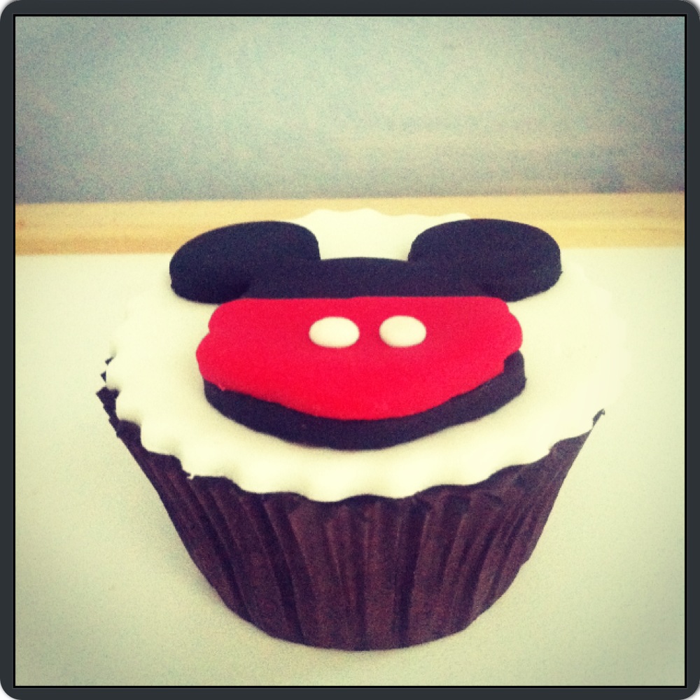 Butik Pasta ve Kurabiye Mickey Mouse Cupcake
