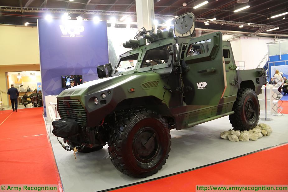 VOP_NIMR_Ajban_440A_4x4_protected_vehicle_MSPO_2017_defense_exhibition_Kielce_Poland_925_001.jpg