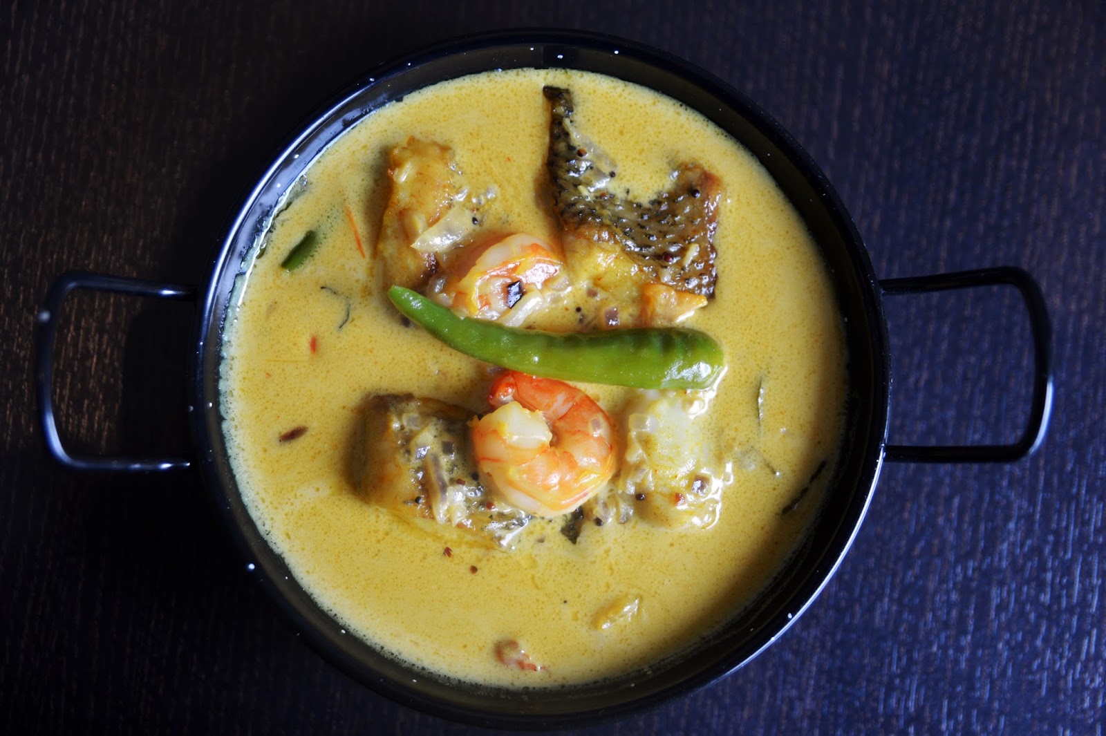 PEBBLE SOUP Sea Bass and Prawn Moilee