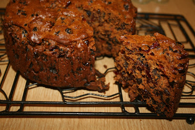Miss Elizabeth's Baking Blog: Mary Berry's Quick Boiled Fruit Cake