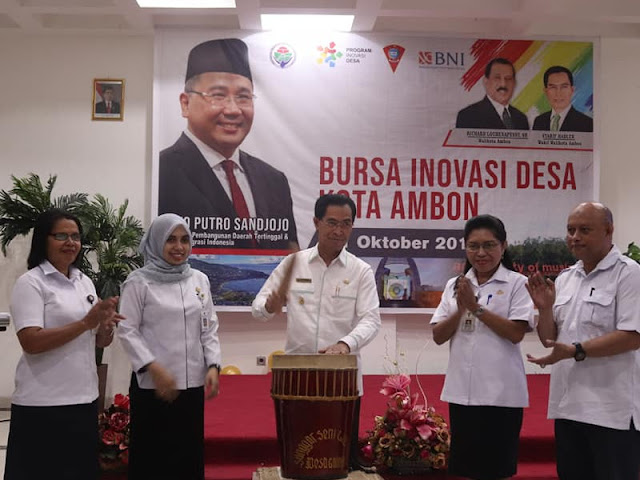 Syarif Hadler Buka Bursa Inovasi Desa di Kota Ambon Syarif Hadler Buka Bursa Inovasi Desa di Kota Ambon