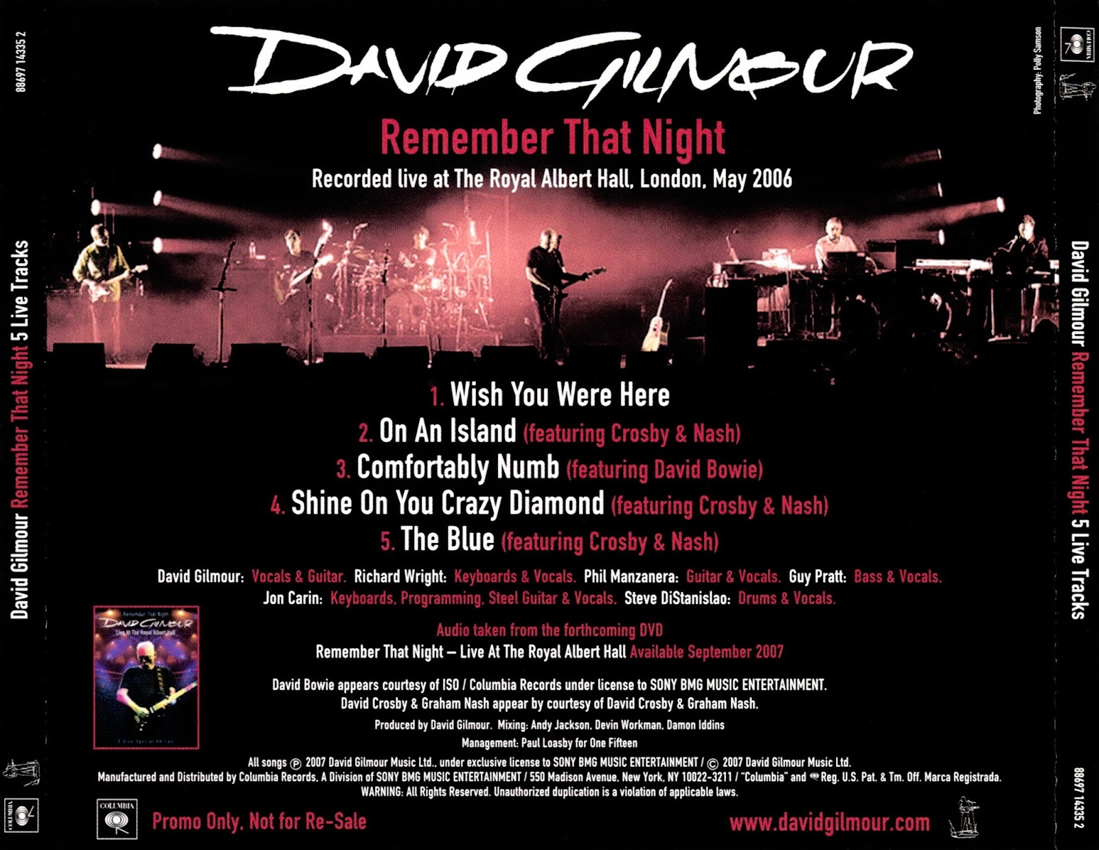 Песни 2007 зарубежные. Remember that Night Дэвид Гилмор. Remember that Night - Live at the Royal Albert Hall. David Gilmour 2007 фото. Gilmour remember that Night.