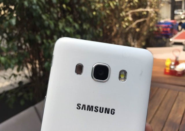 Harga Samsung Galaxy J5 2016 Terbaru