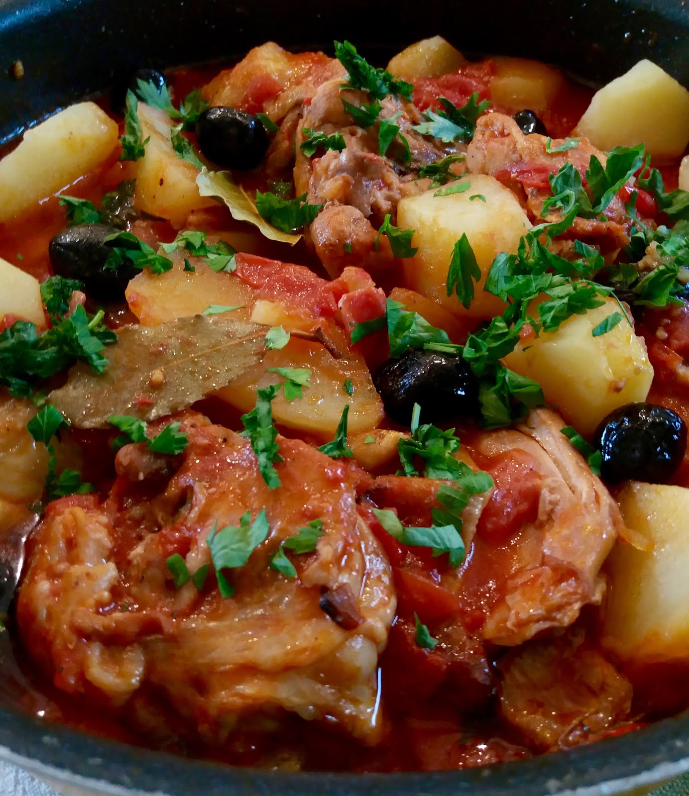 POULET À LA PROVENÇALE