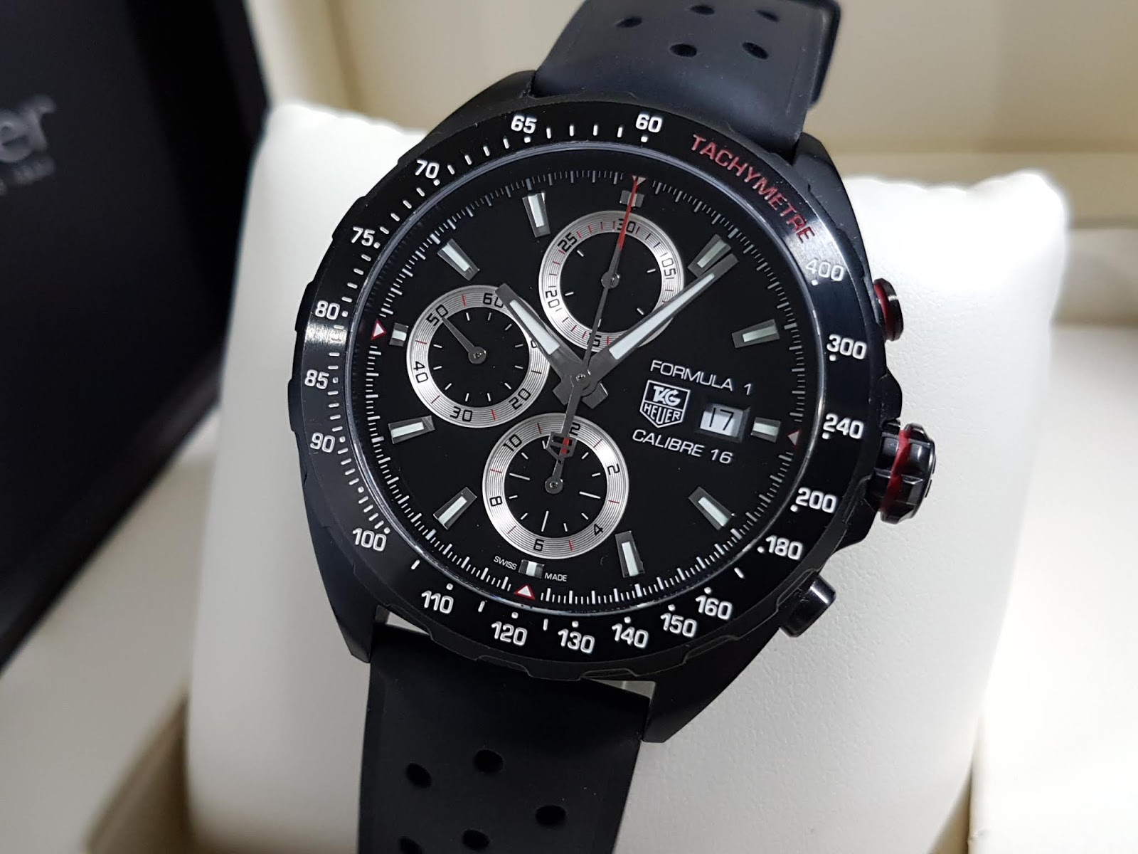 jam tag heuer formula 1 calibre 16