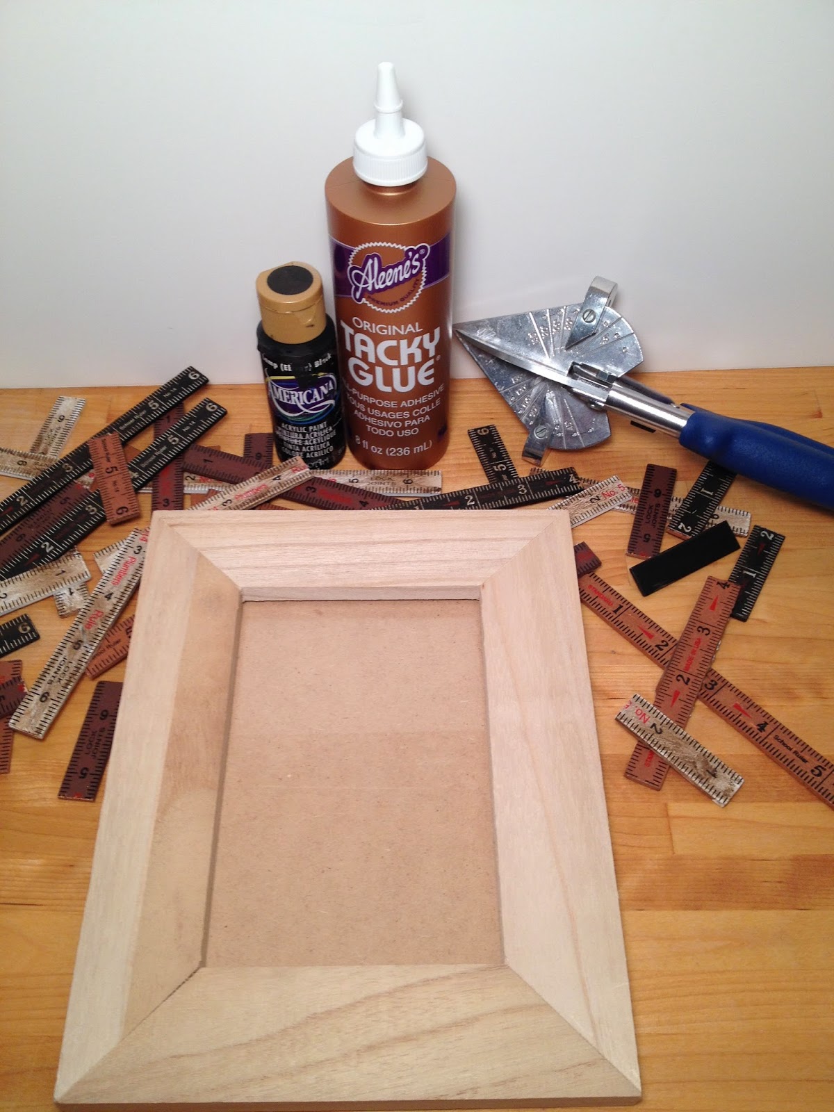 Beth Watson Design Studio: Vintage Ruler Frame Tutorial