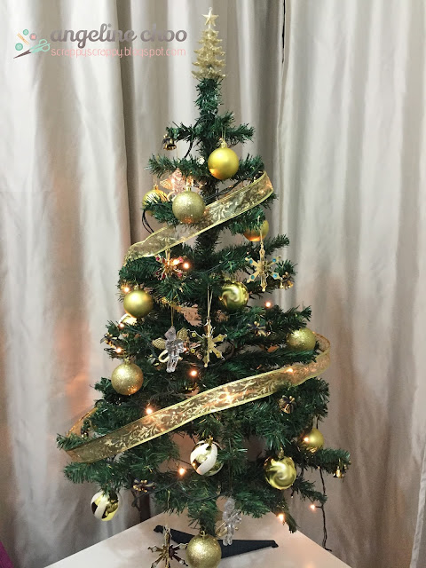 ScrappyScrappy: Christmas - It's so Gold #scrappyscrappy #svgattic #ornament #christmas #gold #glitter