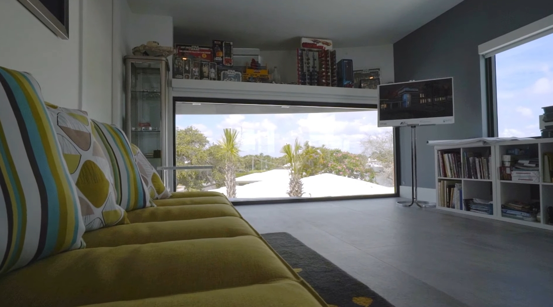 Tour 2900 NE 24th Ct, Fort Lauderdale, FL vs. 39 Interior Design Photos