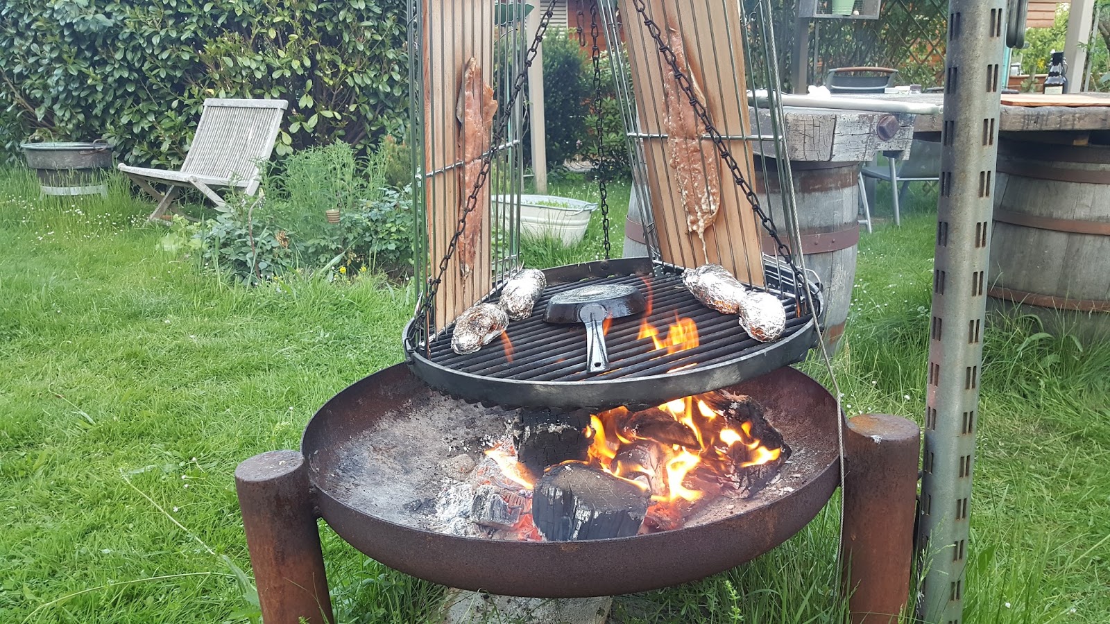 Wilde Küche in der schwäbischen Toskana: Lachs vom selbstgebastelten