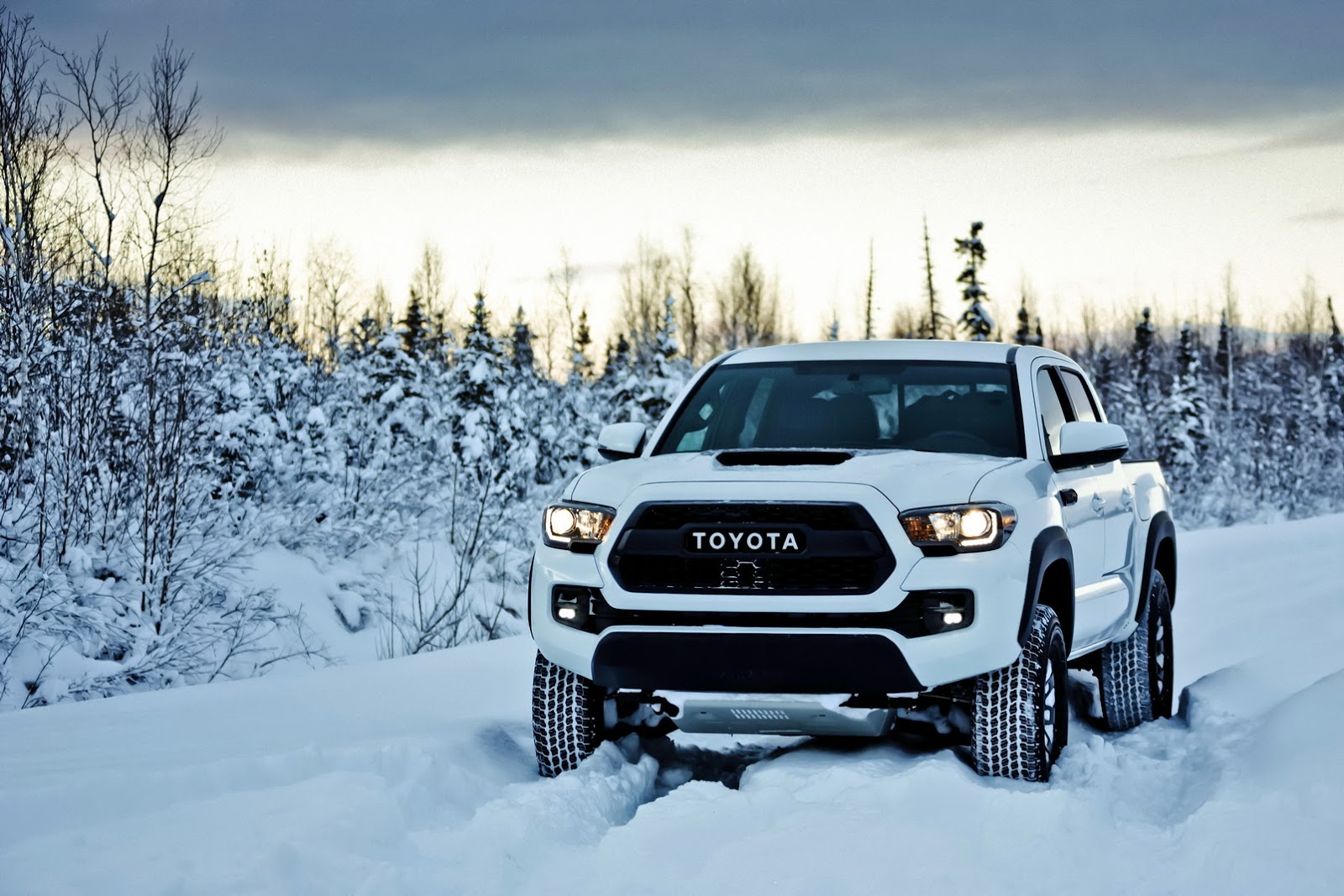 2017 Toyota Tacoma TRD Pro Is Like A Japanese Raptor Without The Power