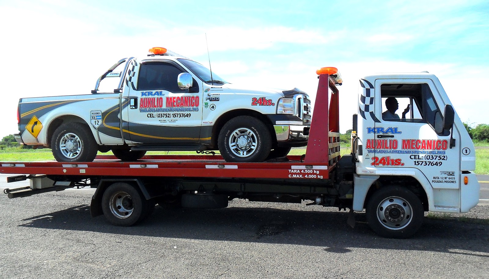 2015 Toyota Prius Video Exterior Caracteristicas Precio Colombia
