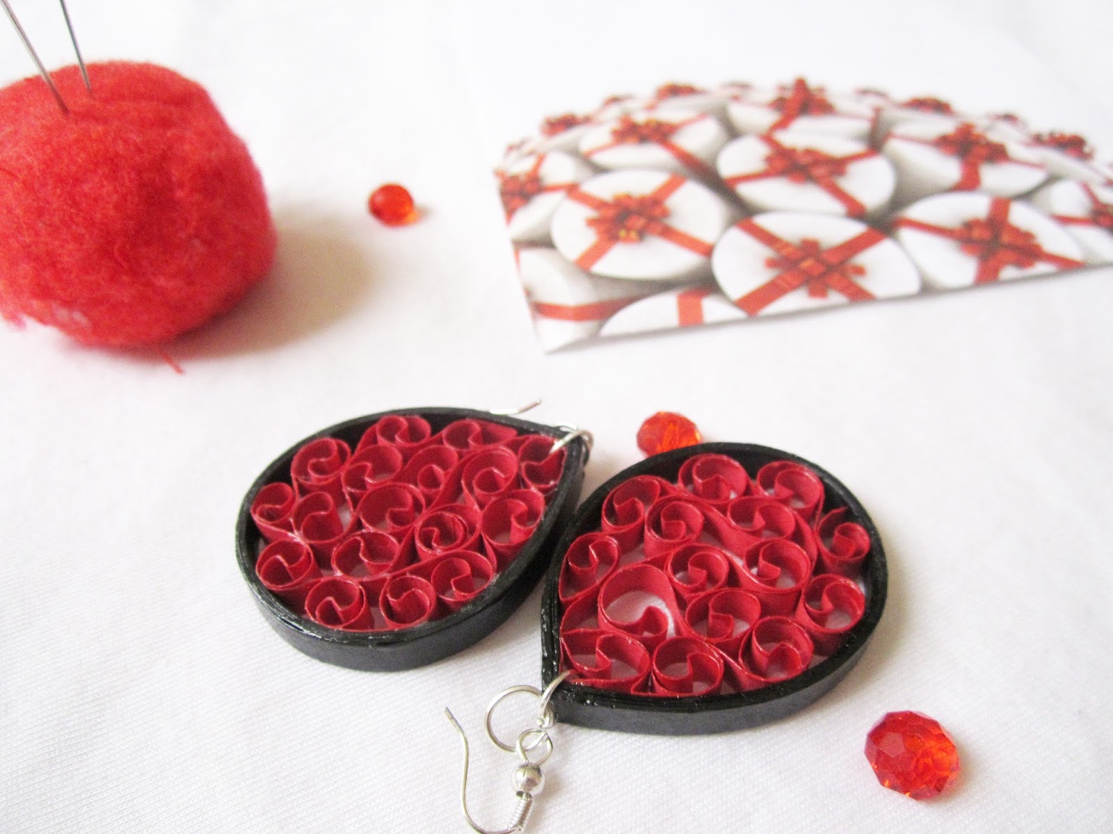 Quilled Earring.. A little love everyday!