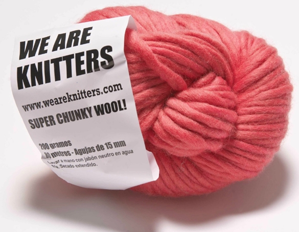 we are knitters, madeja de lana