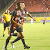 Na estreia de Amadeu, Vitória bate o Paraná e deixa Z-4 da Série B