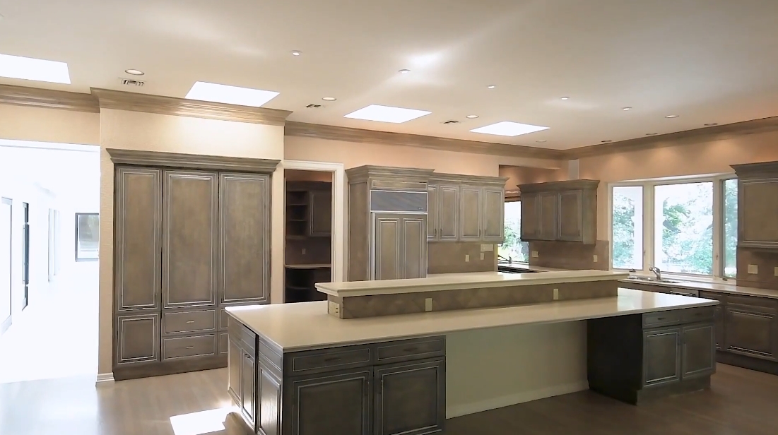 19 Interior Design Photos vs. Tour 1 Dartford Ln, San Antonio, TX