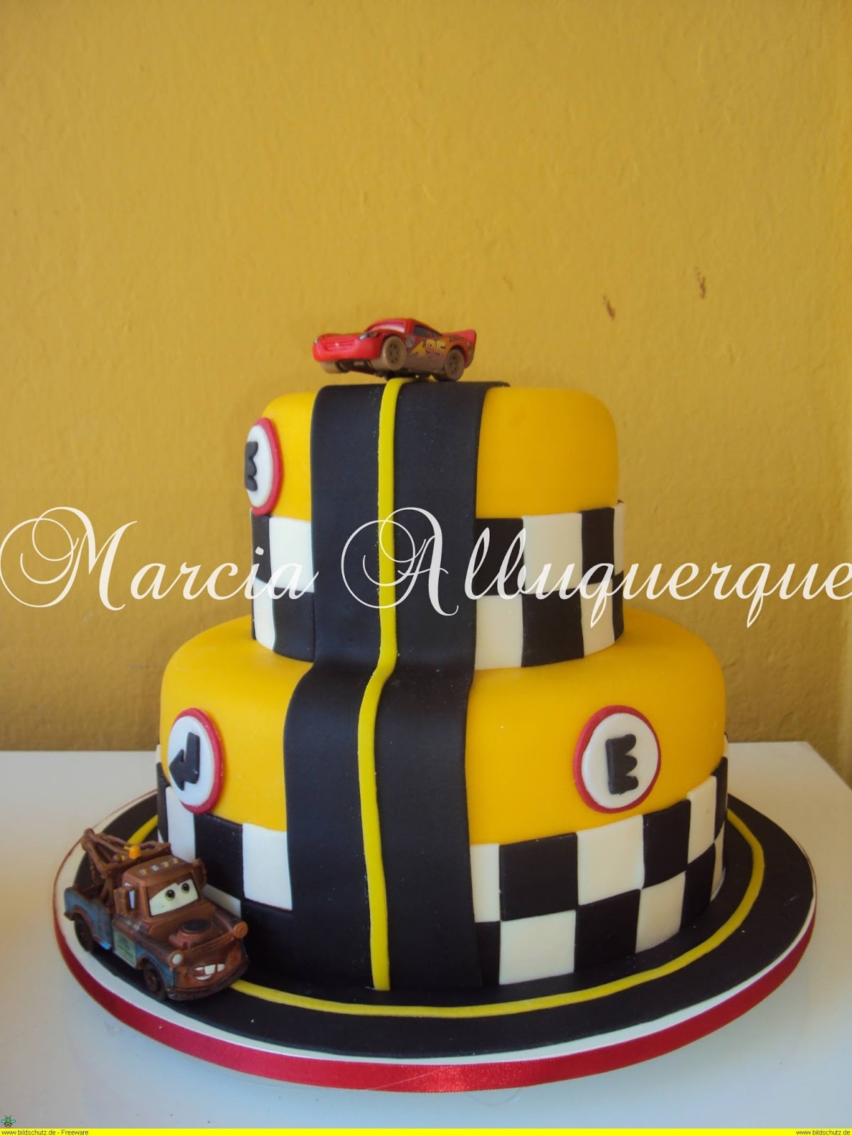 Marcia Albuquerque kids BOLO CARROS 04