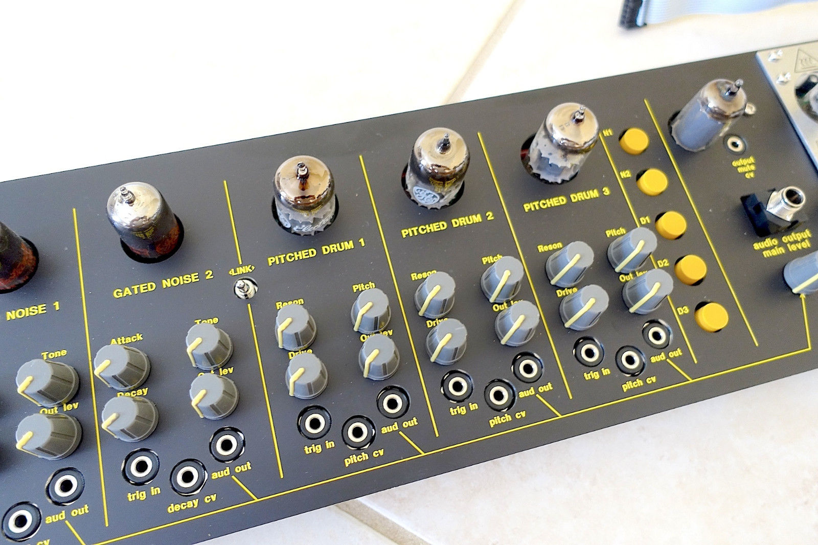 MATRIXSYNTH Metasonix D2000 vacuum tube drum machine eurorack synth