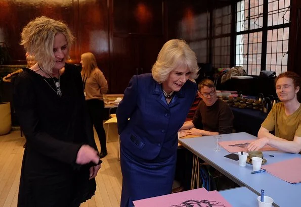 The Duchess visited a life-drawing workshop run by Portugal Prints