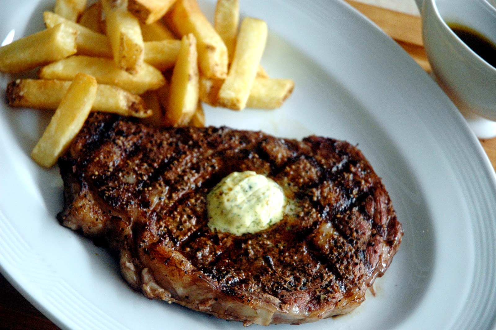 DUDE FOR FOOD: Here's the Beef: The New US Ribeye from Racks
