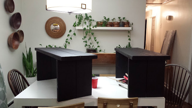 Build simple modern bench Build simple modern bench