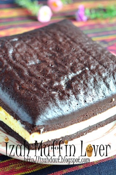 Izah Muffin Lover: Kek Lapis Kukus Cream Cheese