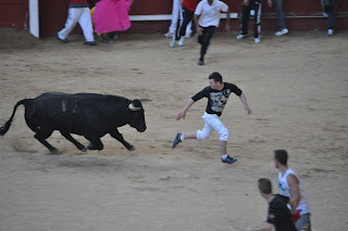 cogida_en_los_encierros_cowboy-de_Leganes. Abuelohara.