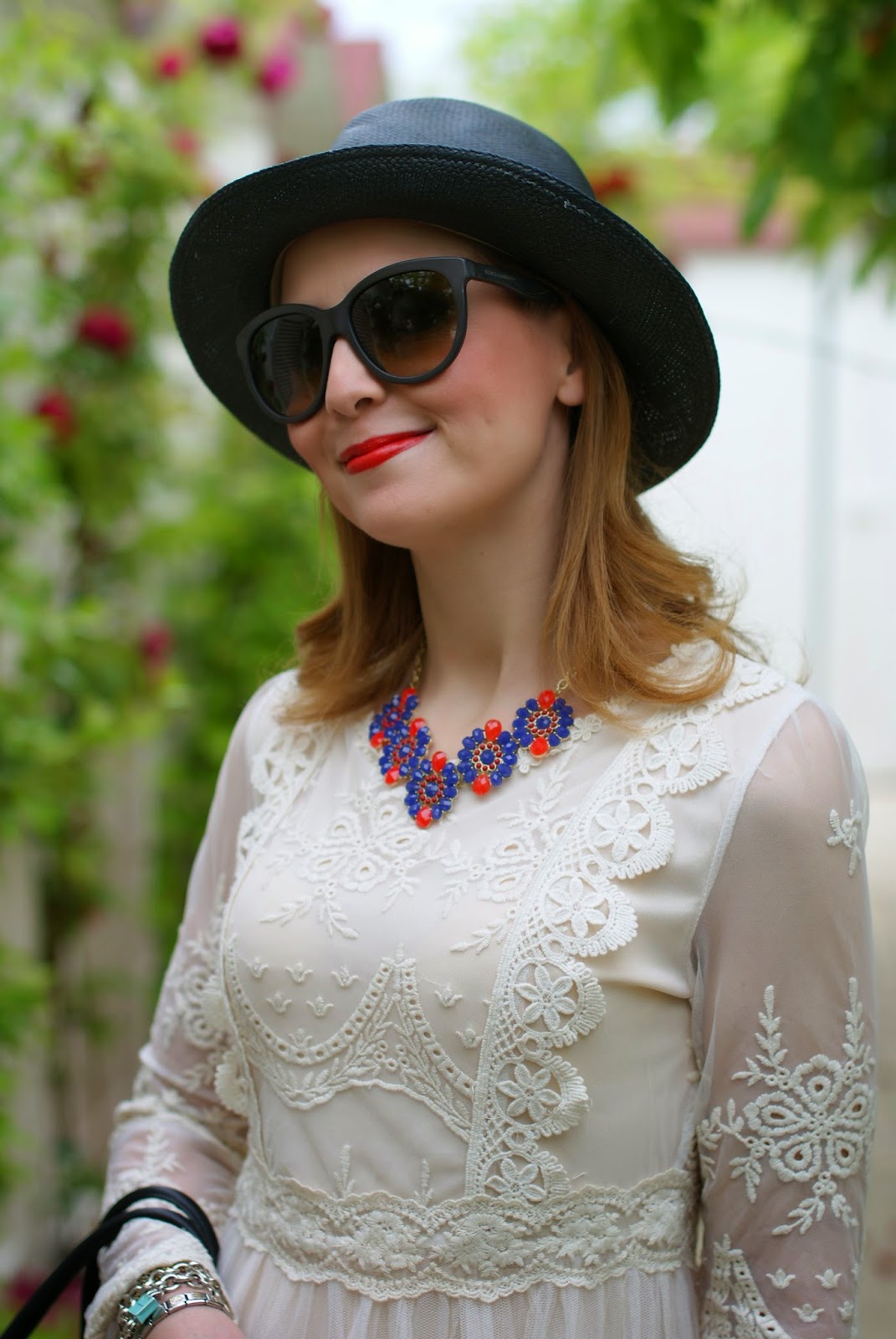 Cream lace dress, Majestical necklace | Fashion and Cookies - fashion ...