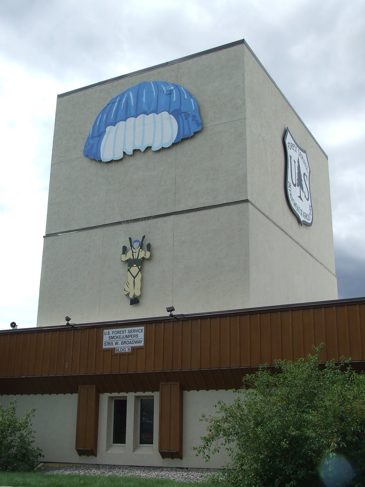 RVing Around America with Ron and Kathy Missoula Smokejumper Center