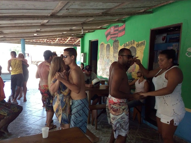 Dunas de Itaúnas, forró pé-de-serra Dunas de Itaúnas, forró pé-de-serra