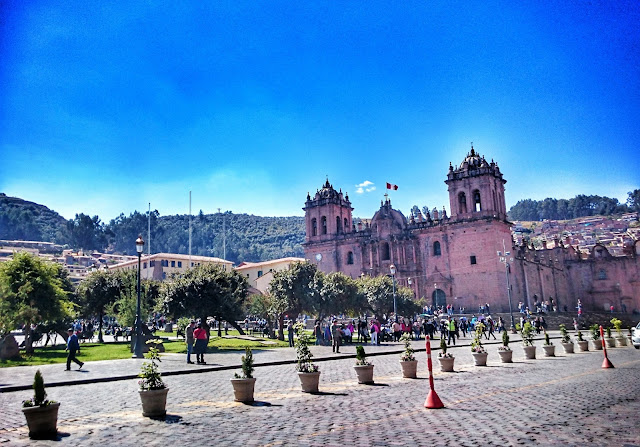 Michi um die Welt: Cusco - die ehemalige Hauptstadt der Inka-Imperiums. Plaza de Armas