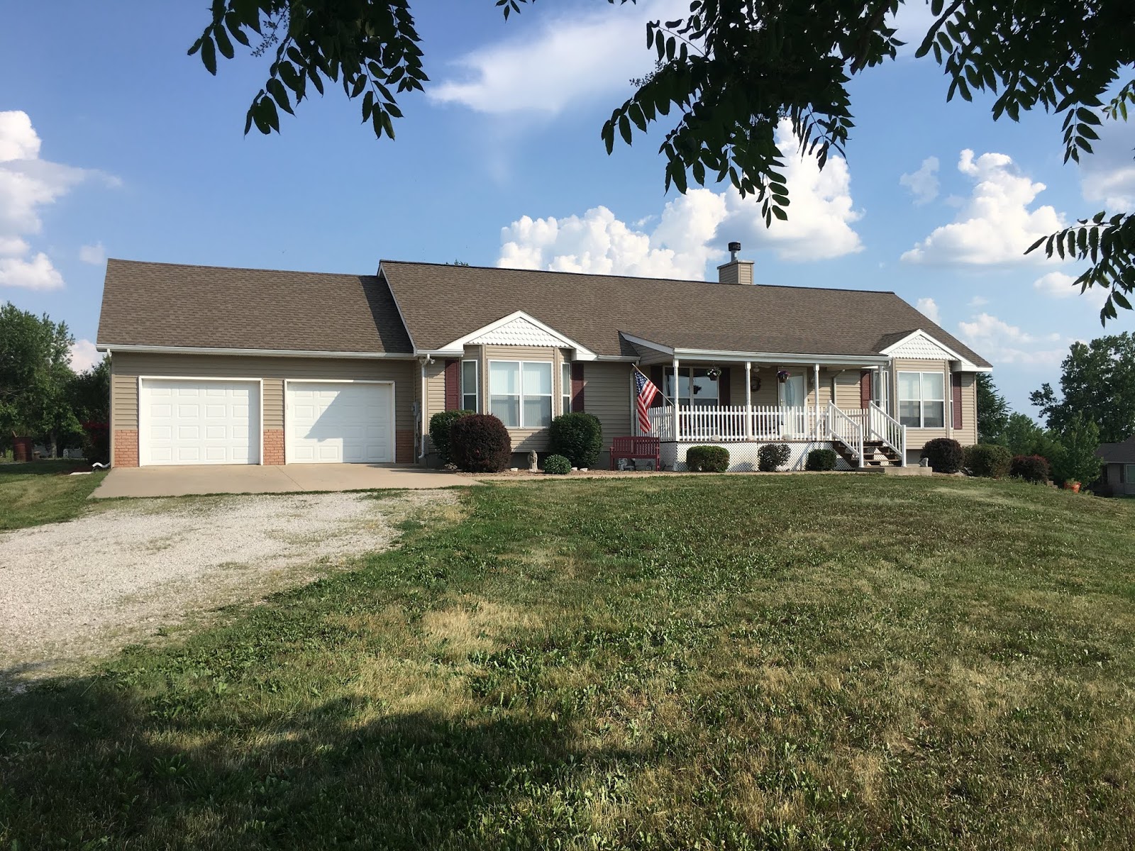 Restoration News LOVELY COUNTRY HOME FOR SALE