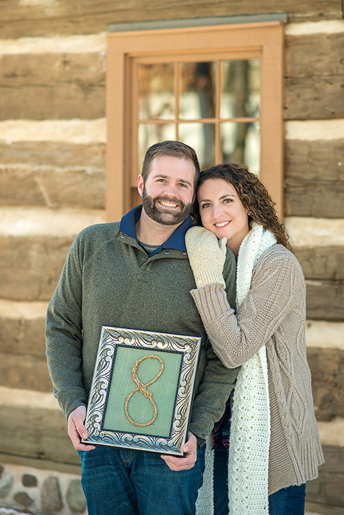 Winter Log Cabin Family Pictures, 2018 | My Darling Days Winter Log Cabin Family Pictures, 2018 | My Darling Days