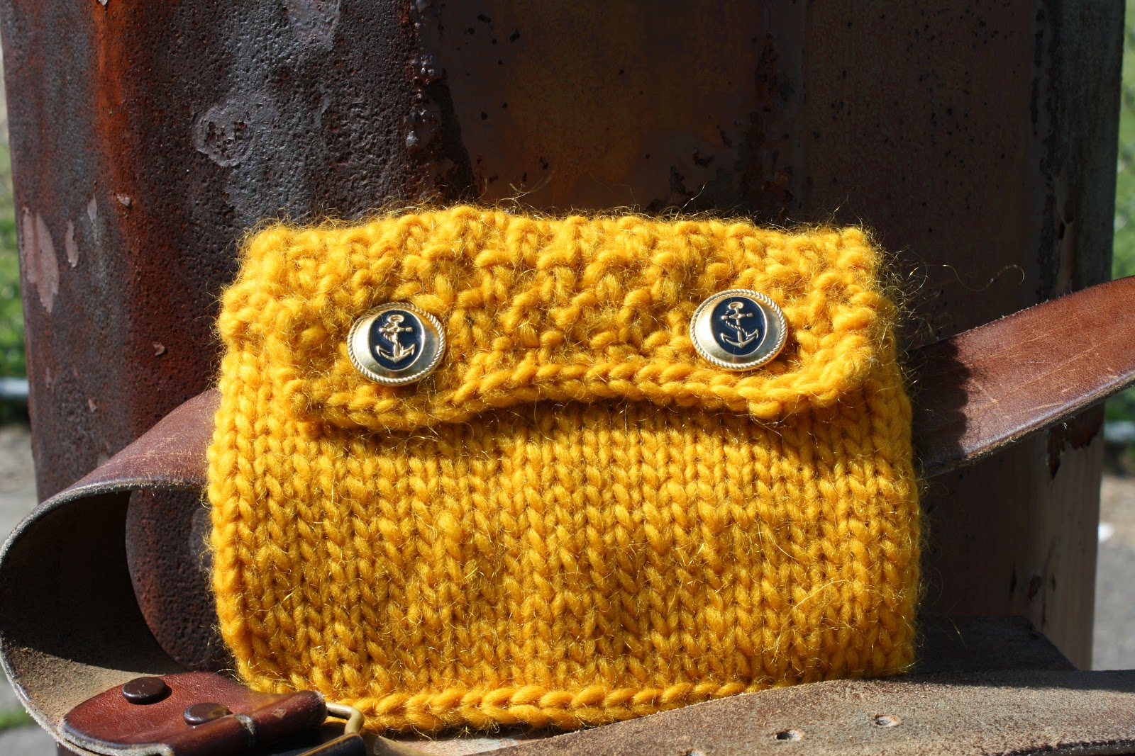 Westlake Knits hand knit fanny packs for fall 2011