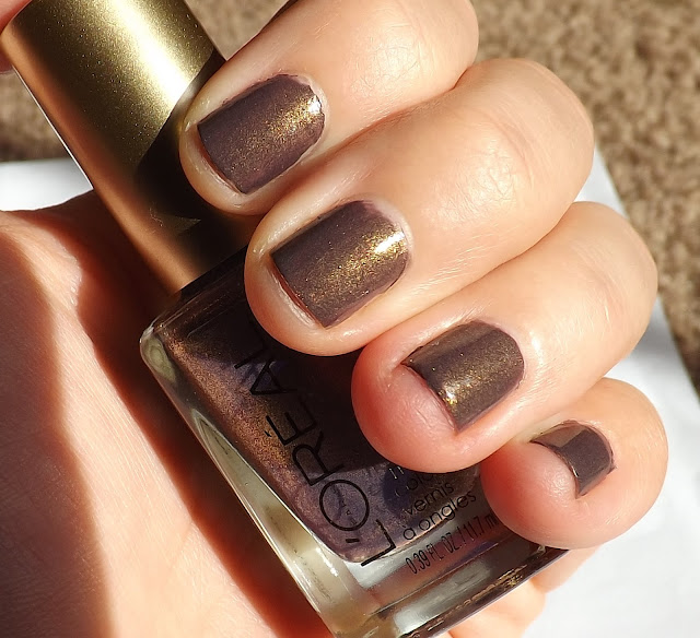 NaeSays: L'Oreal Paris Nail Color in Brit Invasion: Review & Swatches