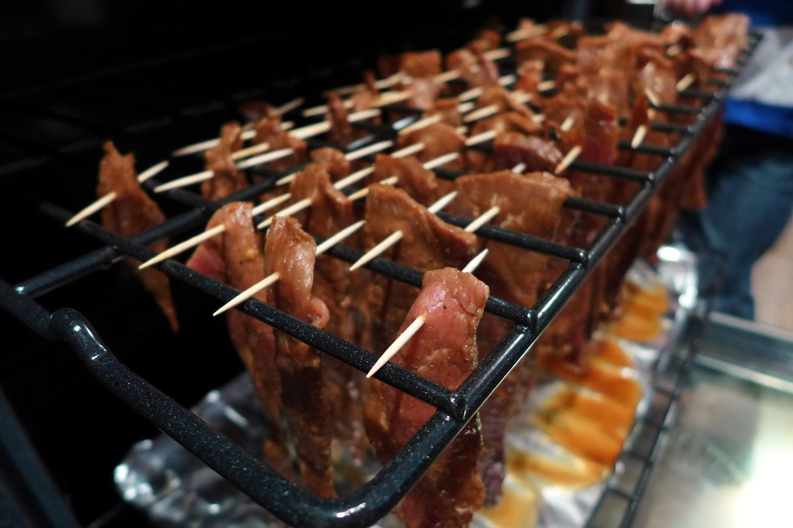 Dimples & Delights: Homemade Beef Jerky (With or Without Dehydrator!)