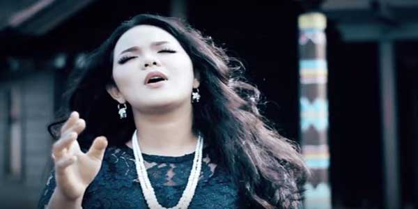 Lirik Lagu Tading Nama Au Dan Artinya