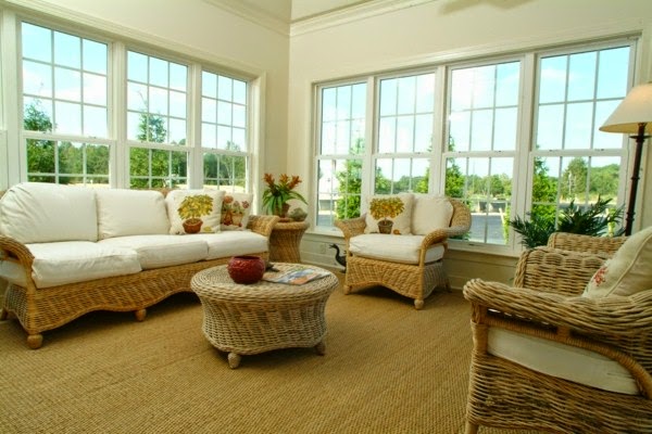 Rattan table – many great examples!