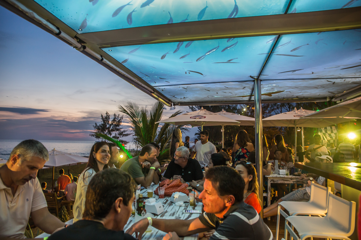 Rio de Janeiro ganha 3 novos quiosques na praia! Apaixonados por