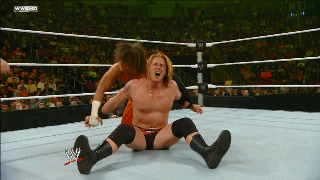 [IMAGE:https://2.bp.blogspot.com/-F8ZD-BJZKeE/WW7cJXyPLMI/AAAAAAAAz5Q/JKpLnSAIuRYssuCZY4f2iR04t0hfz1gKwCLcBGAs/s1600/Knee%2Bto%2Bthe%2BBack%2BSubmission.gif]