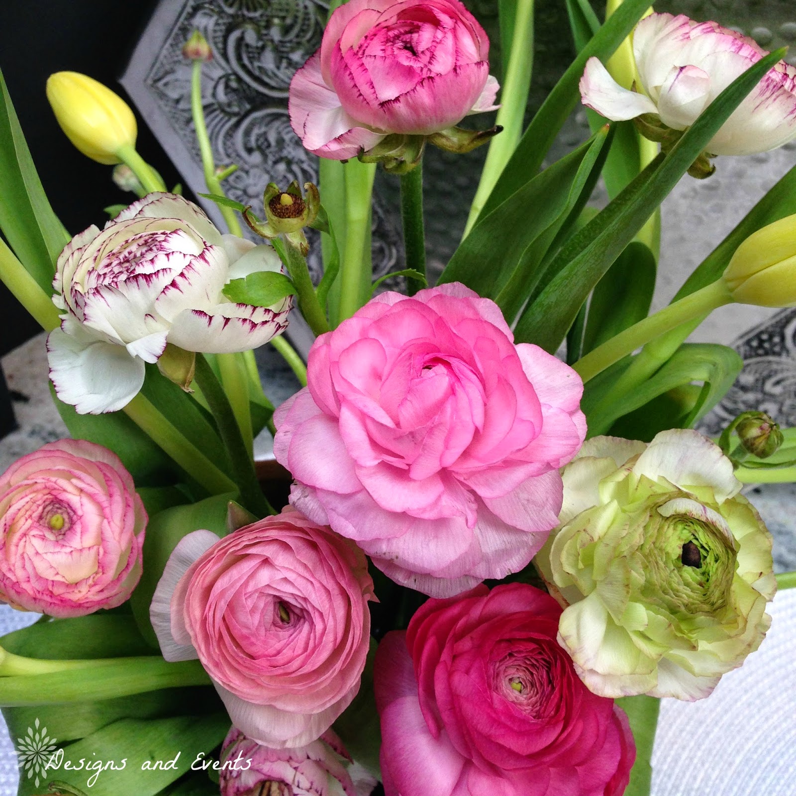 DesignsandEvents: Tulips and Ranunculus