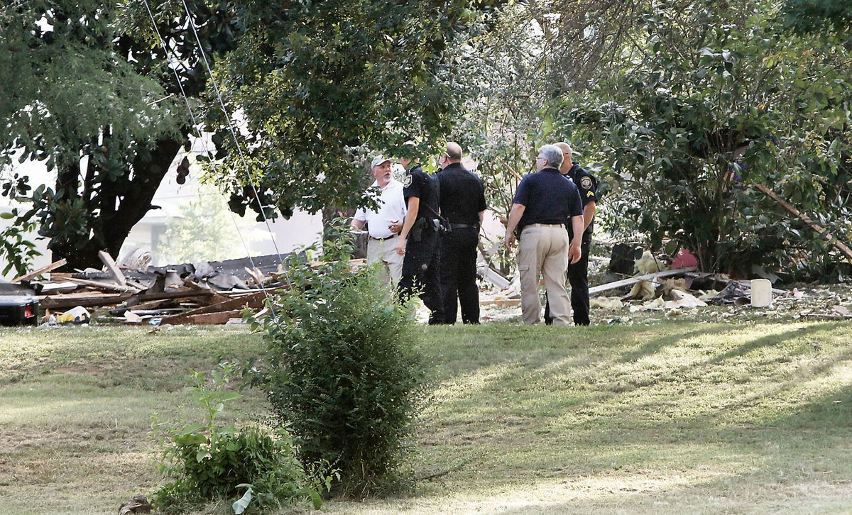 MEC&F Expert Engineers 2 people were found dead in the rubble of a