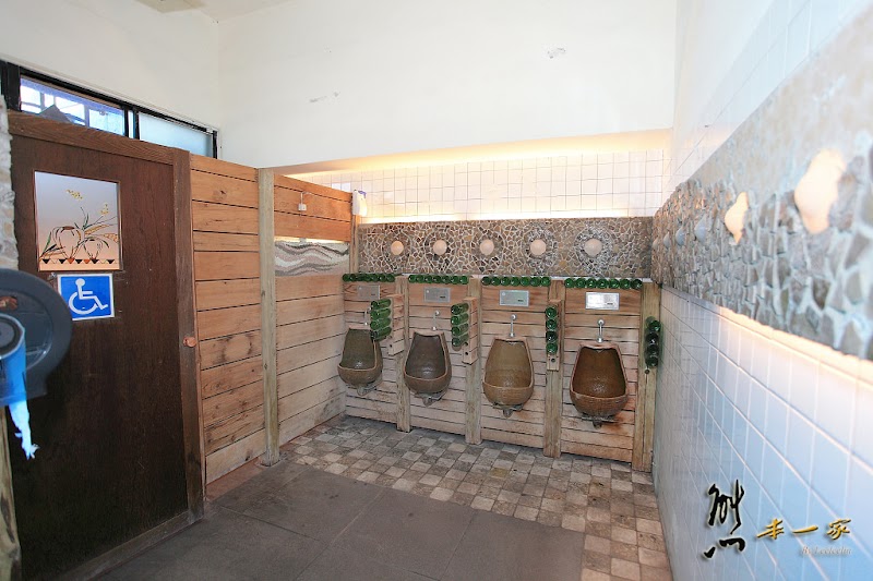 花蓮觀光酒廠|世界最大金箔牆|花蓮觀光工廠|花蓮景點