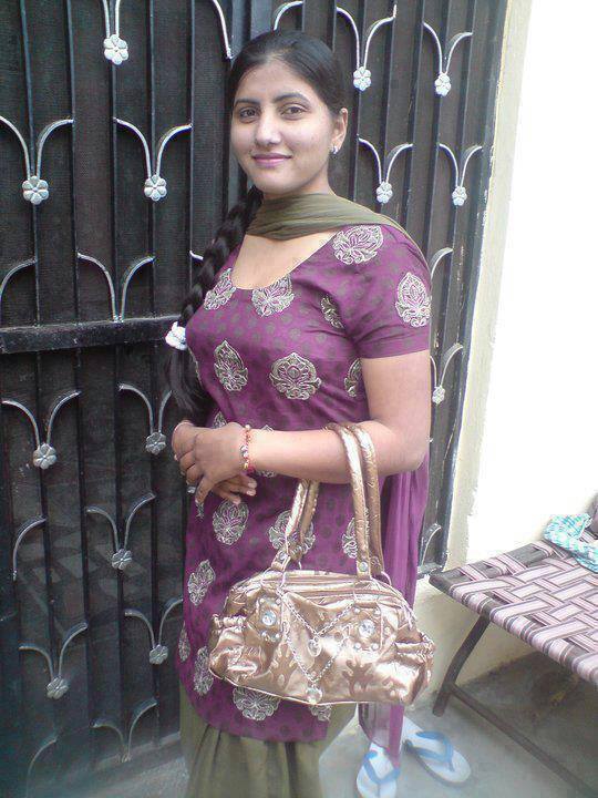Desi Girls Beautiful Pictures Daily Update: innocent girls from ...