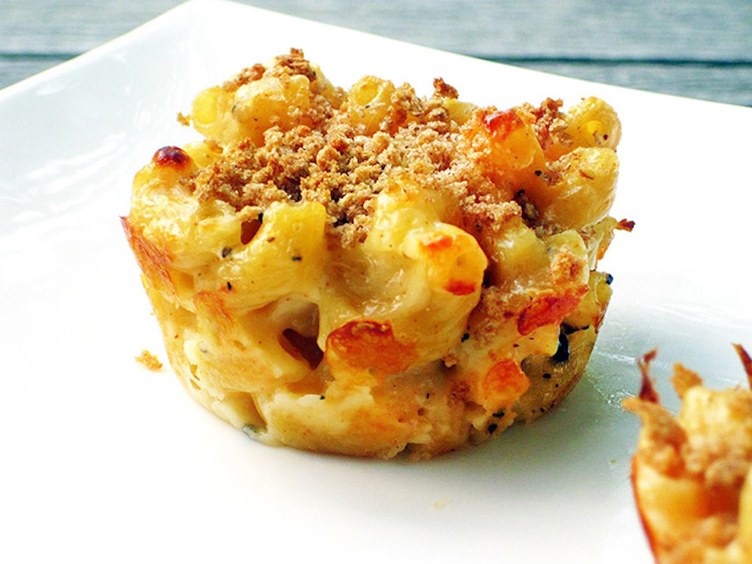Healthier Baked Macaroni and Cheese Muffins Cooks Network